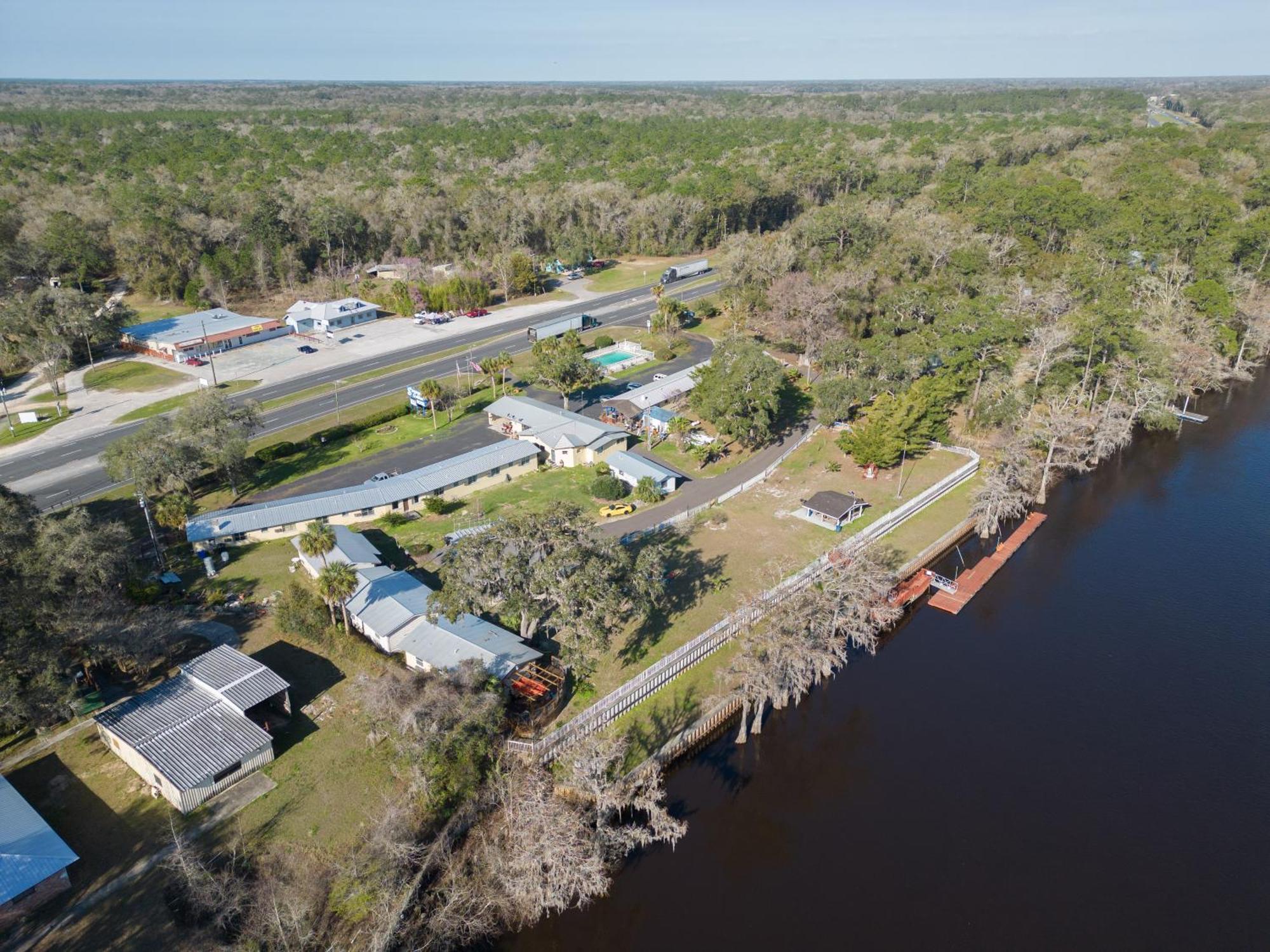 Suwannee Gables Hotell Old Town Eksteriør bilde