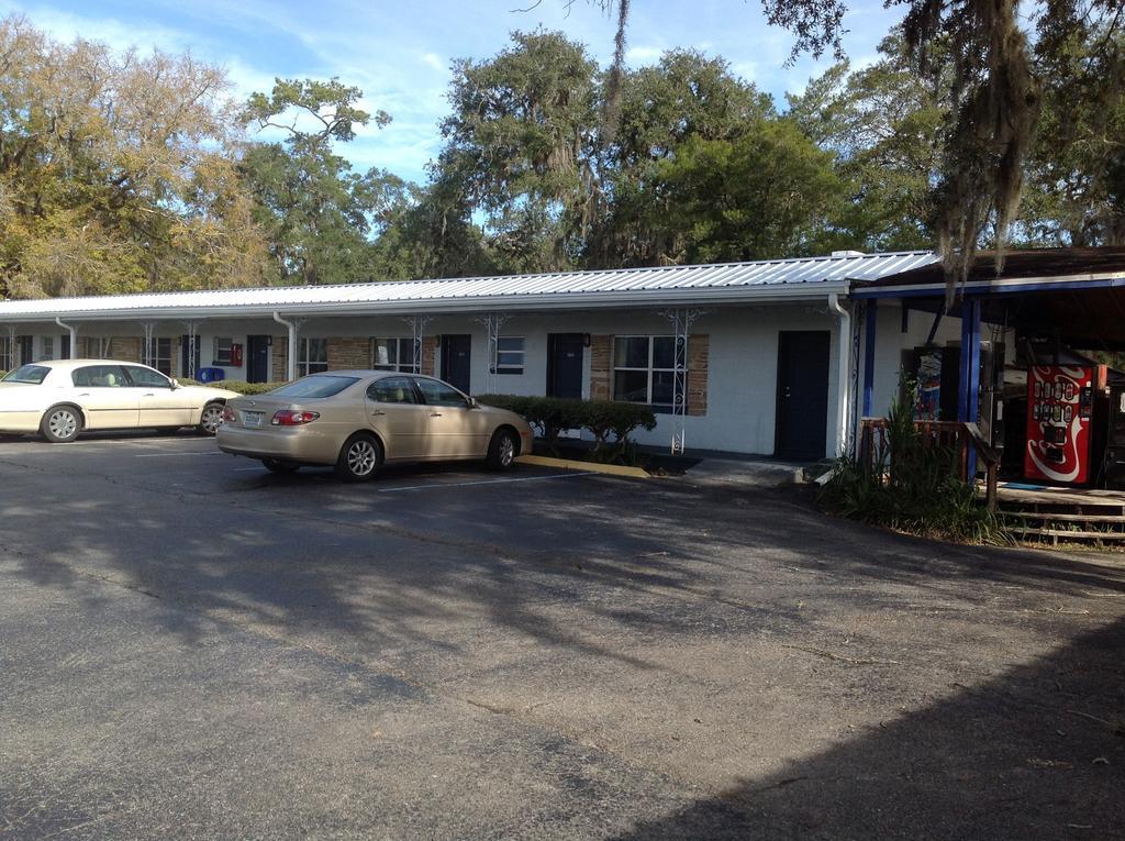 Suwannee Gables Hotell Old Town Eksteriør bilde