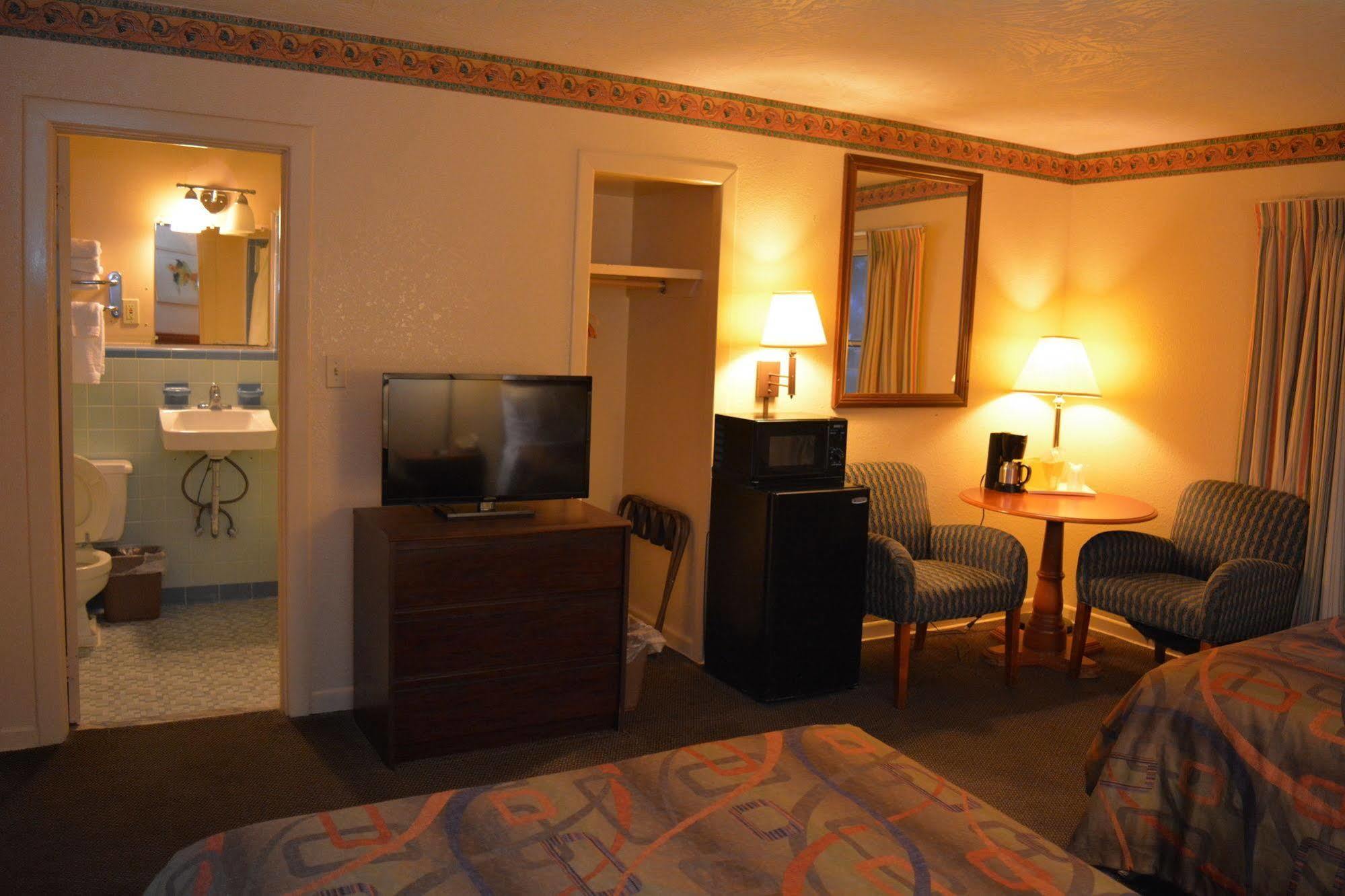Suwannee Gables Hotell Old Town Eksteriør bilde
