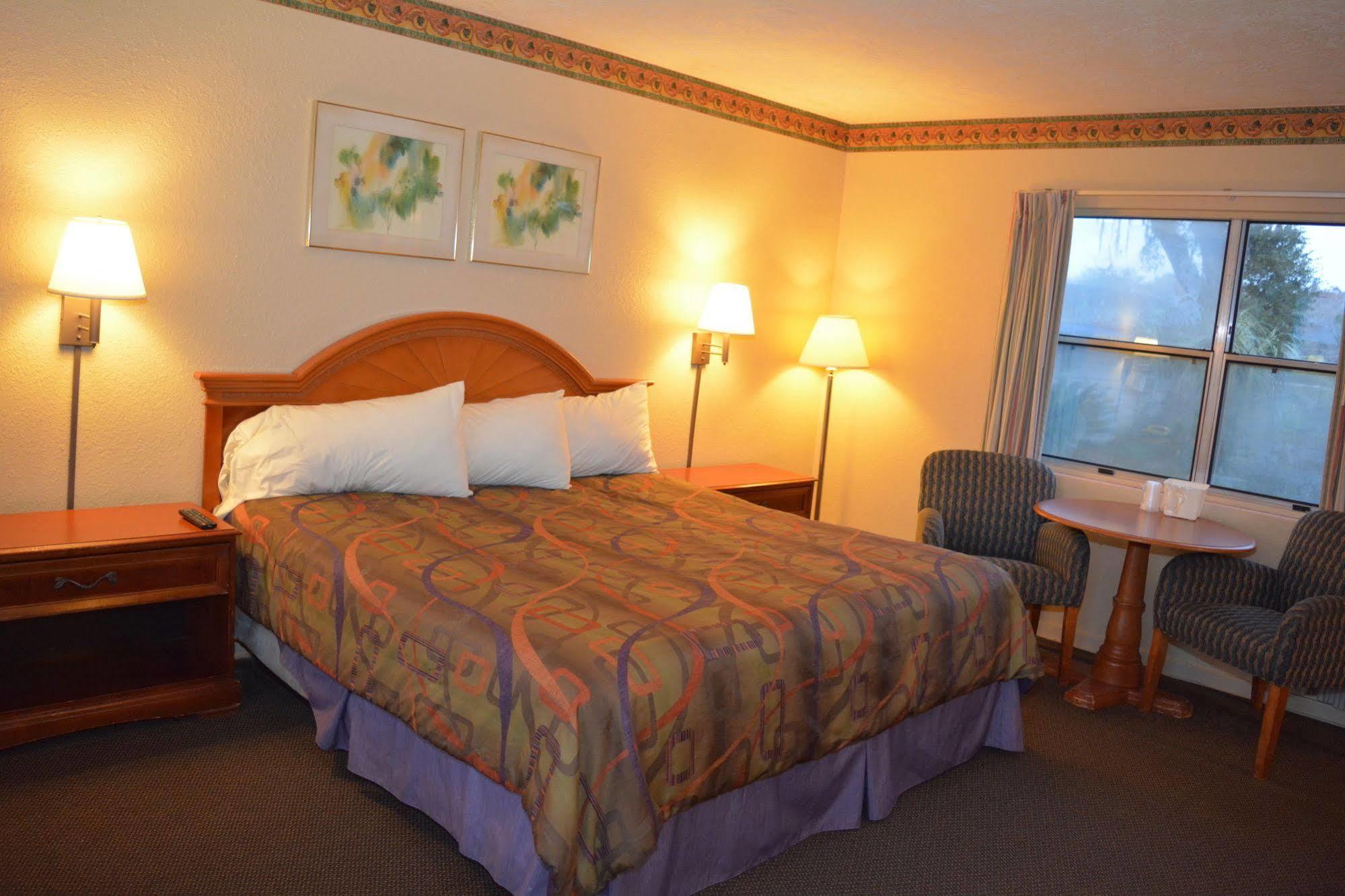 Suwannee Gables Hotell Old Town Eksteriør bilde